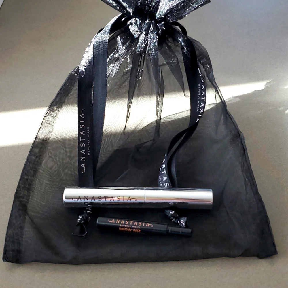 New never used Anastasia Beverly Hills Duo Clear Brow Gel travel and Brow Wiz